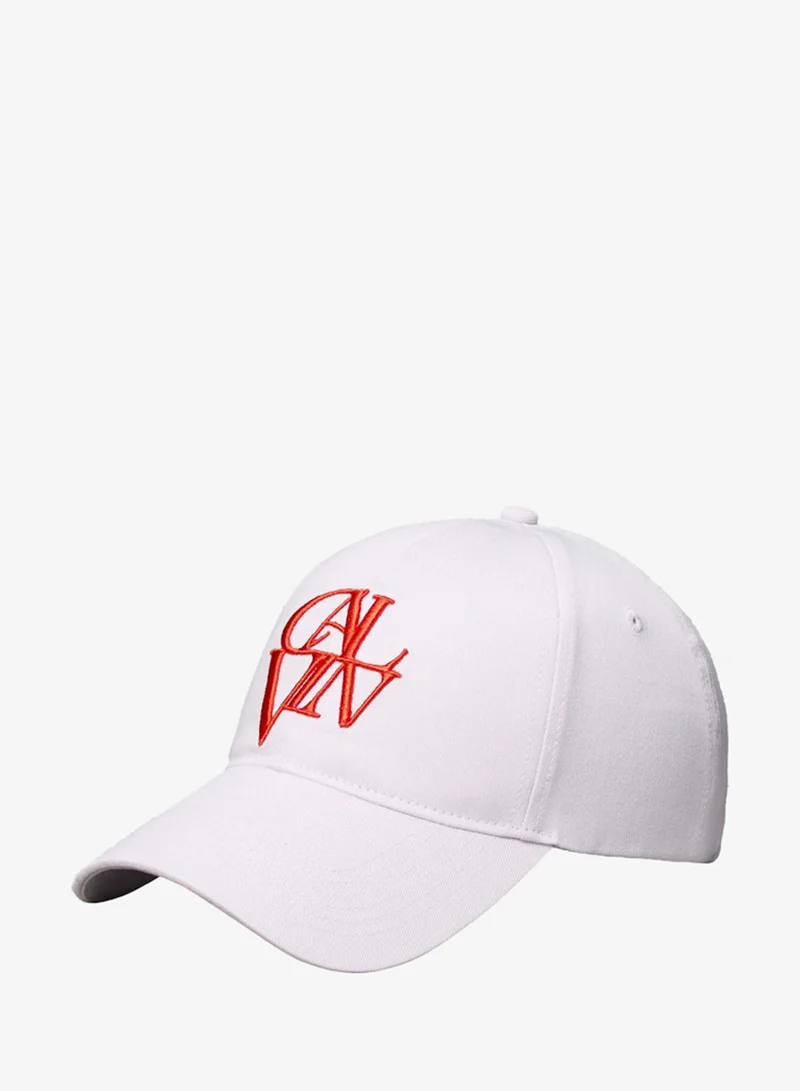 كالفن كلاين قبعة قطنية مطرزة بشعار يو في قابلة للتعديل